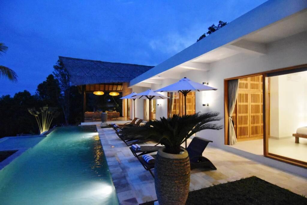 Bali Mimpi Luxurious Villa With Great Ocean Views! Ambengan Exteriör bild